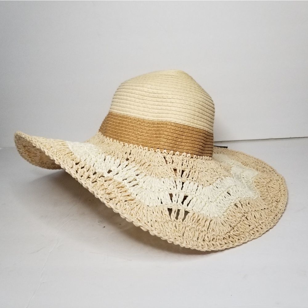 Wilson leather Black Rivet paper hat NWT sun beach vacation hat